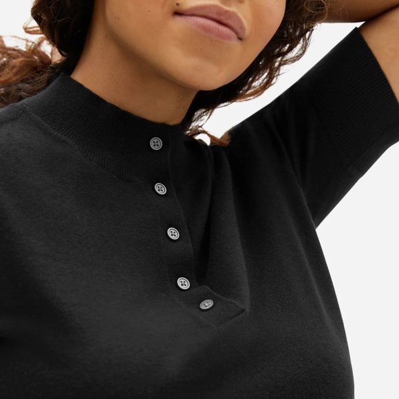 LIKE NEW Everlane Black Organic Button Mockneck! - Picture 2 of 14